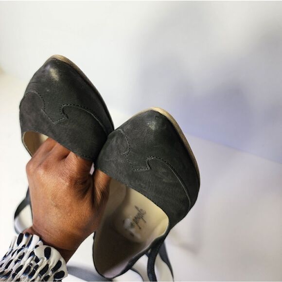 Free people  - Picture 6 of 9